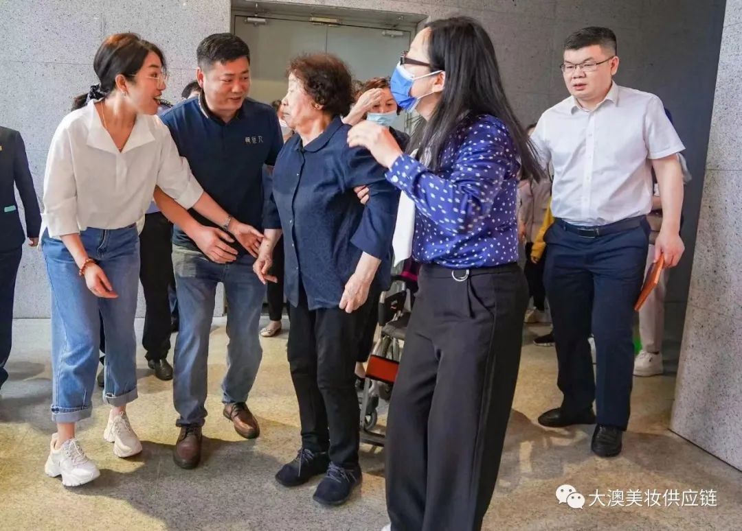 remember mr. yuan with craftsmanship·create quality products with love and wisdom(pic2) remember mr. yuan with craftsmanship·create quality products with love and wisdom(pic2)